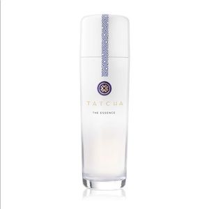 The Essence Plumping Skin Softener